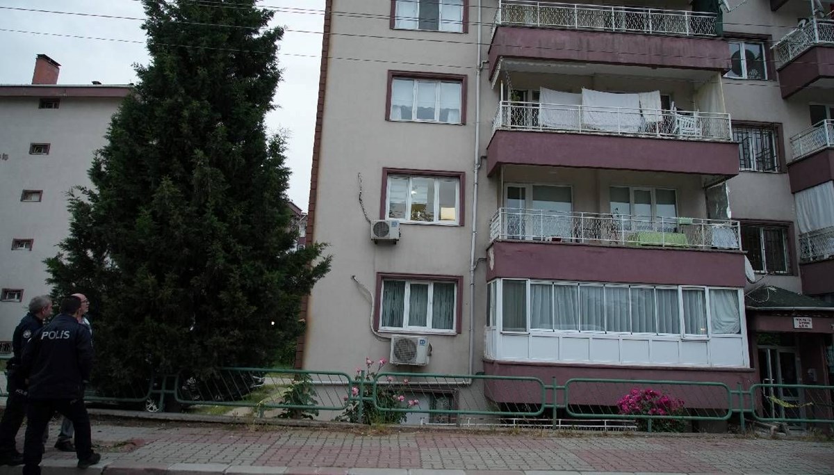 2. kattan düşen yaşlı adam öldü