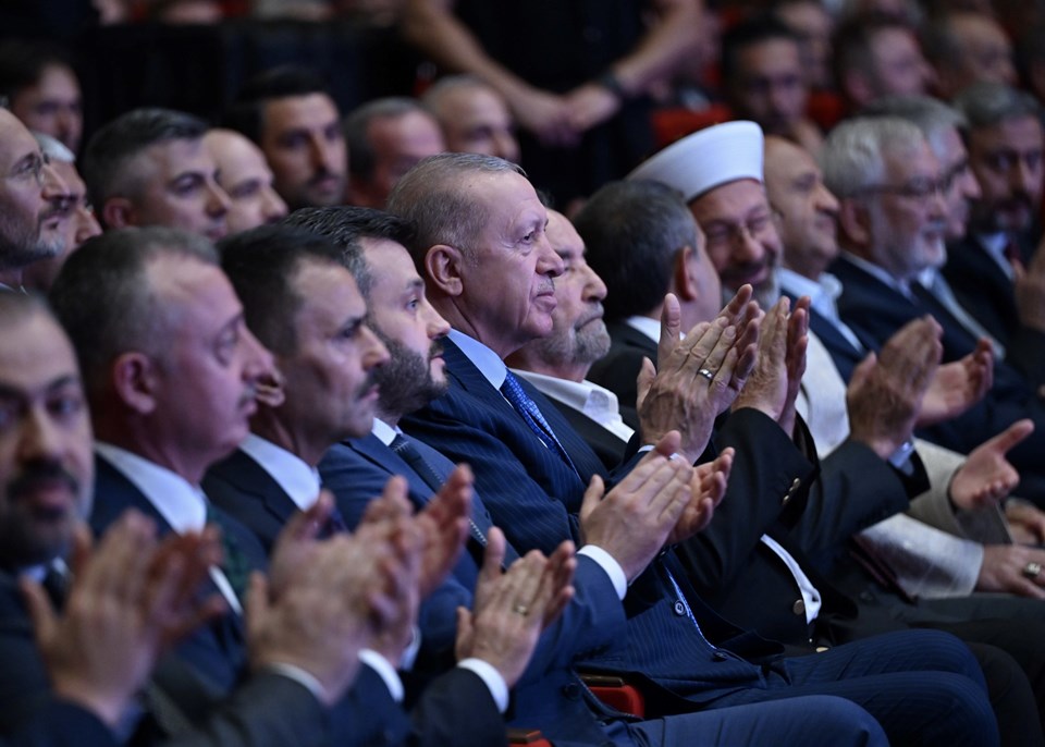 Cumhurbaşkanı Erdoğan’dan kılıçlı yemin açıklaması: Bu kılıçları kime çekiyorsun? Temizlenmesi için çalışma yapıyoruz - 2