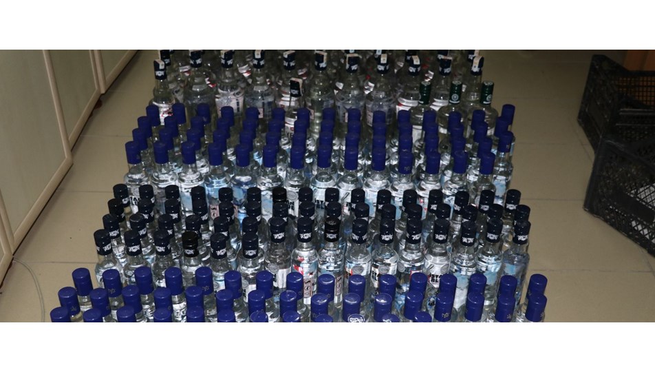 Yozgat'ta 782 şişe kaçak içki ele geçirildi