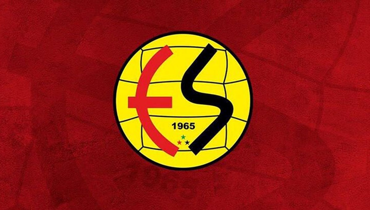 Eskişehirspor’un 7 dönemdir süren transfer yasağı kaldırıldı: Taraftardan kutlama