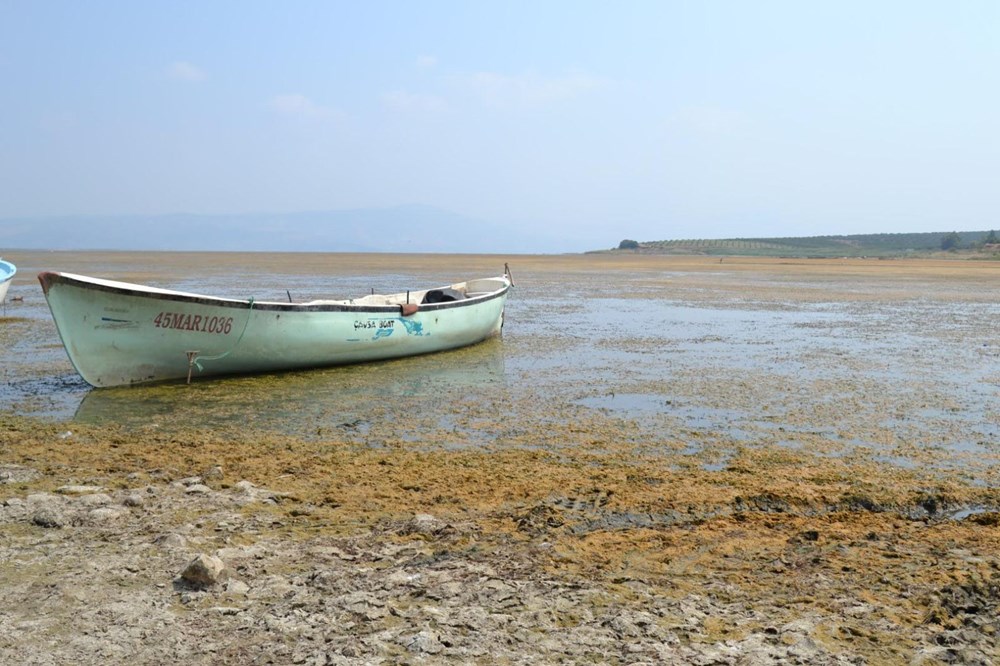 Marmara Gölü'nde su kalmadı - 2