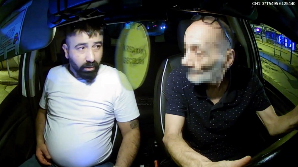 Takside boğuşma: Şoförü dışarı attı, arabayı kaçırdı - 2