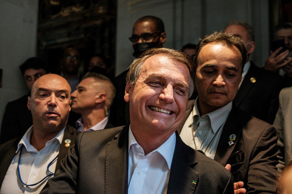 Bolsonaro karantinaya alındı - 1