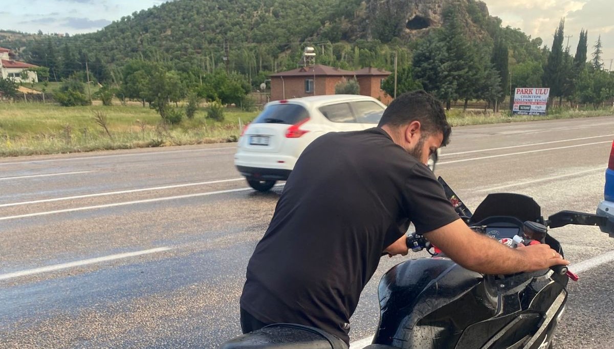 Gölbaşı'nda motosiklet devrildi