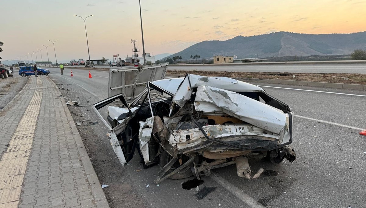 Hurdaya dönen Tofaş 16 yaşındaki çocuğa mezar oldu Hurdaya dönen Tofaş 16 yaşındaki çocuğa mezar oldu