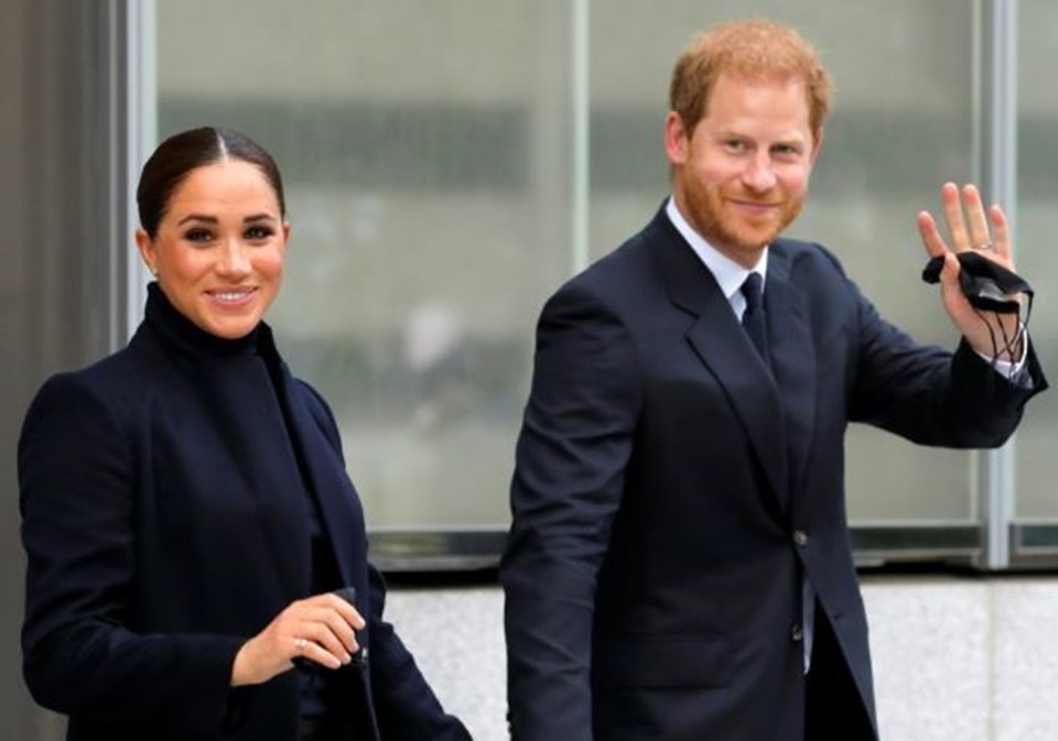 Prens Harry'nin pasaport krizi: Sussex çifti yasal süreç başlattı - 1