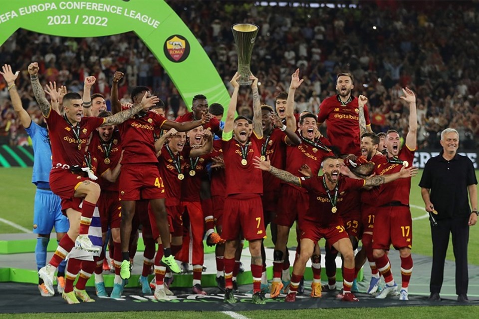 Roma'nın UEFA Avrupa Konferans Ligi şampiyonluğu İtalyan basınında yankı buldu - 1