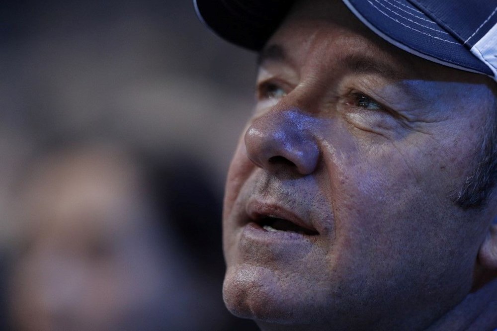Kevin Spacey cinsel istismar davasında çocukluğuyla ilgili bilinmeyenleri anlattı - 5
