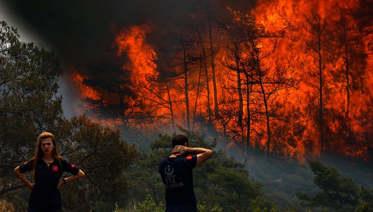 Marmaris'te orman yangını: Alevlerle mücadelede 2. gün