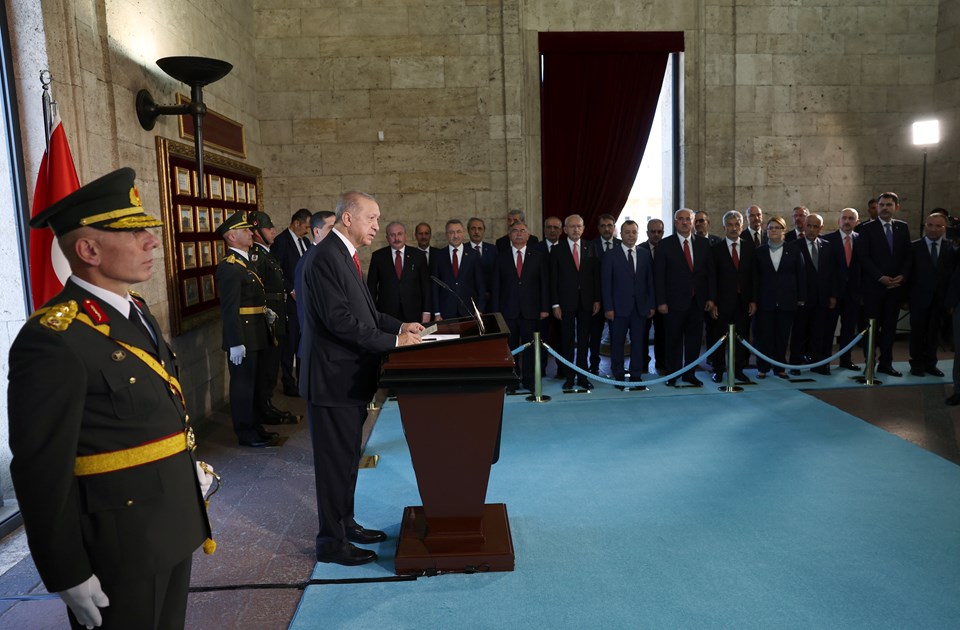 Devlet erkanından Anıtkabir ziyareti (Büyük zaferin 100. yılı) - 2