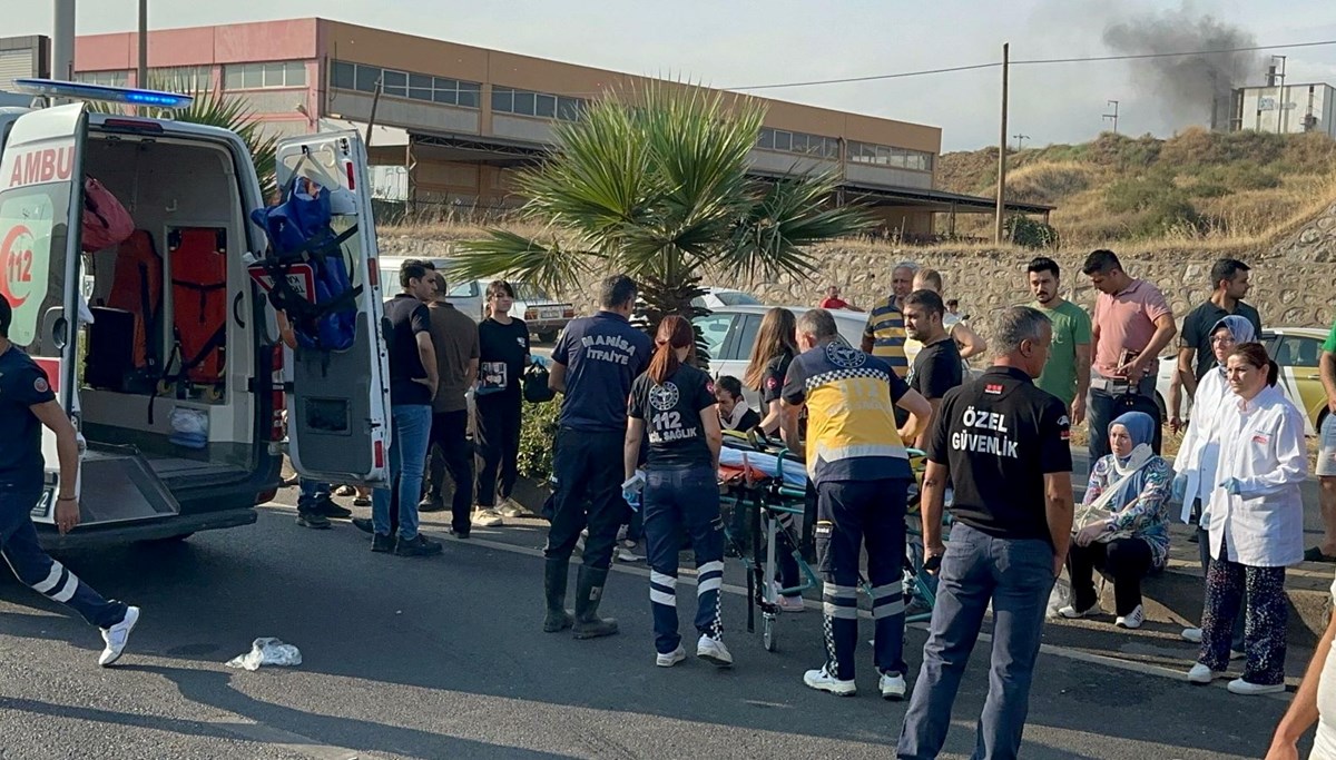 İşçileri taşıyan minibüs kaza yaptı: 25 yaralı İşçileri taşıyan minibüs kaza yaptı: 25 yaralı