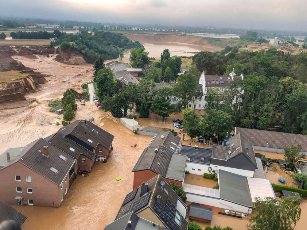 Almanya'da sel felaketi: Ölü sayısı 100'ü aştı - 17