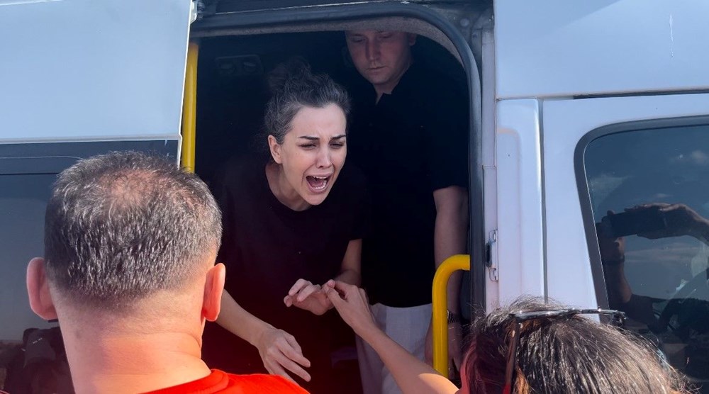 Dilan Polat'tan tahliye sonrası ilk fotoğraf: Toparlanacaksın kardeşim - Son Dakika Türkiye Haberleri | NTV Haber