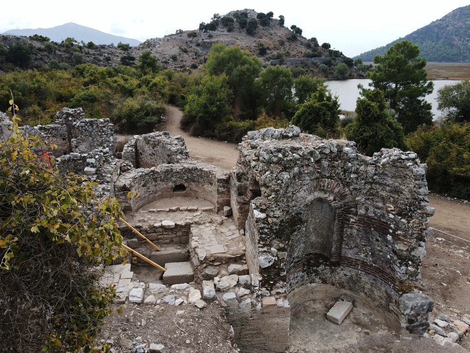 Kaunos Antik Kenti'nde Osmanlı dönemi türbe kalıntılarına rastlandı - 3