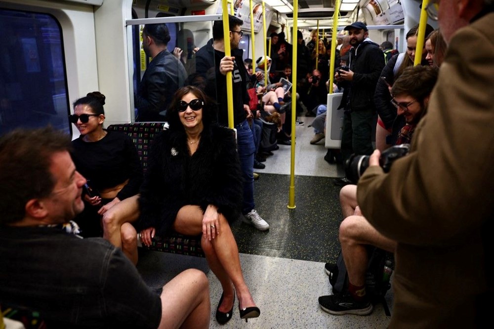 Londra'da Pantolonsuz Günü kutlaması - 8