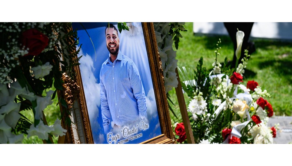 ABD'de trafik kazasında hayatını kaybeden Çağrı Üre toprağa verildi