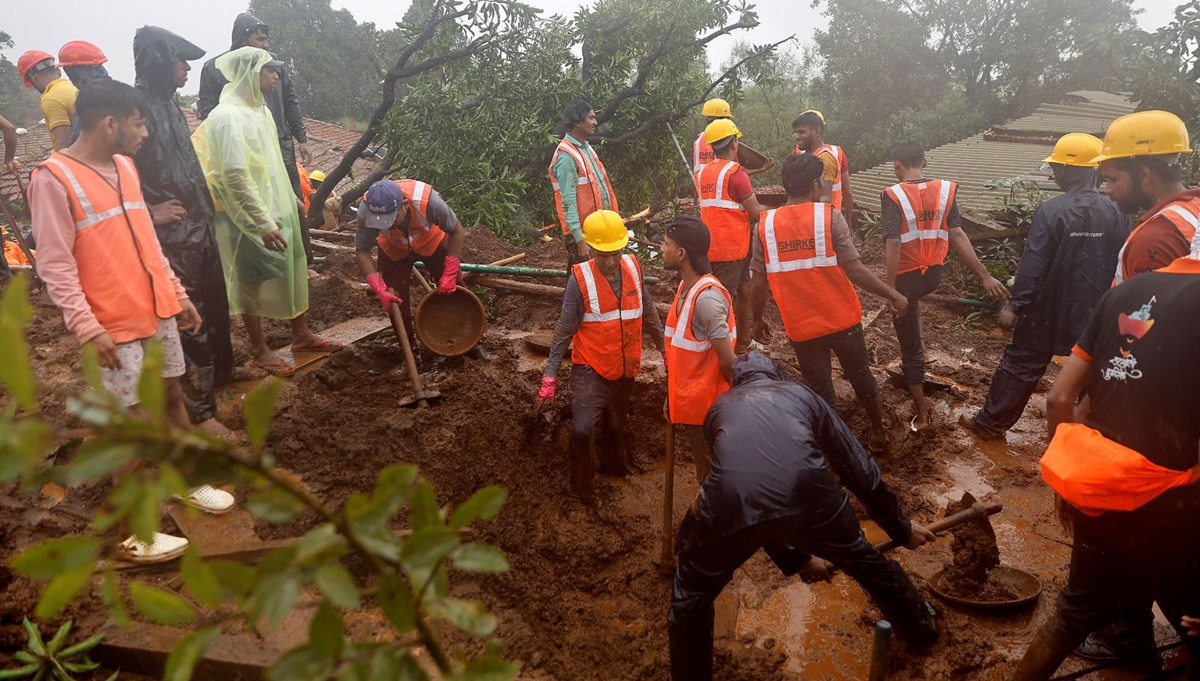 Hindistan’da toprak kayması: 22 ölü