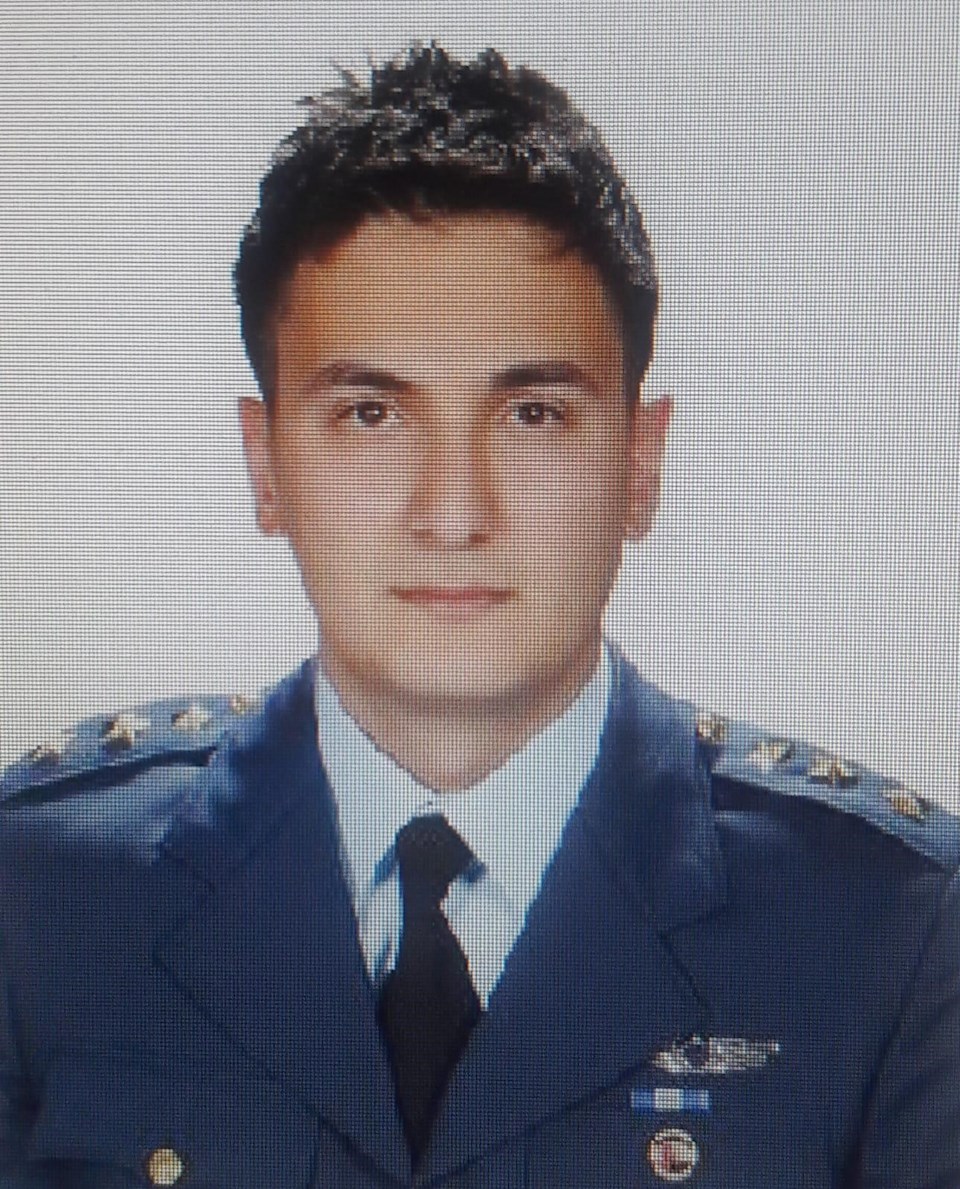 SON DAKİKA... Konya'da Türk Yıldızları'na ait NF-5 uçağı düştü: Pilot şehit - 1