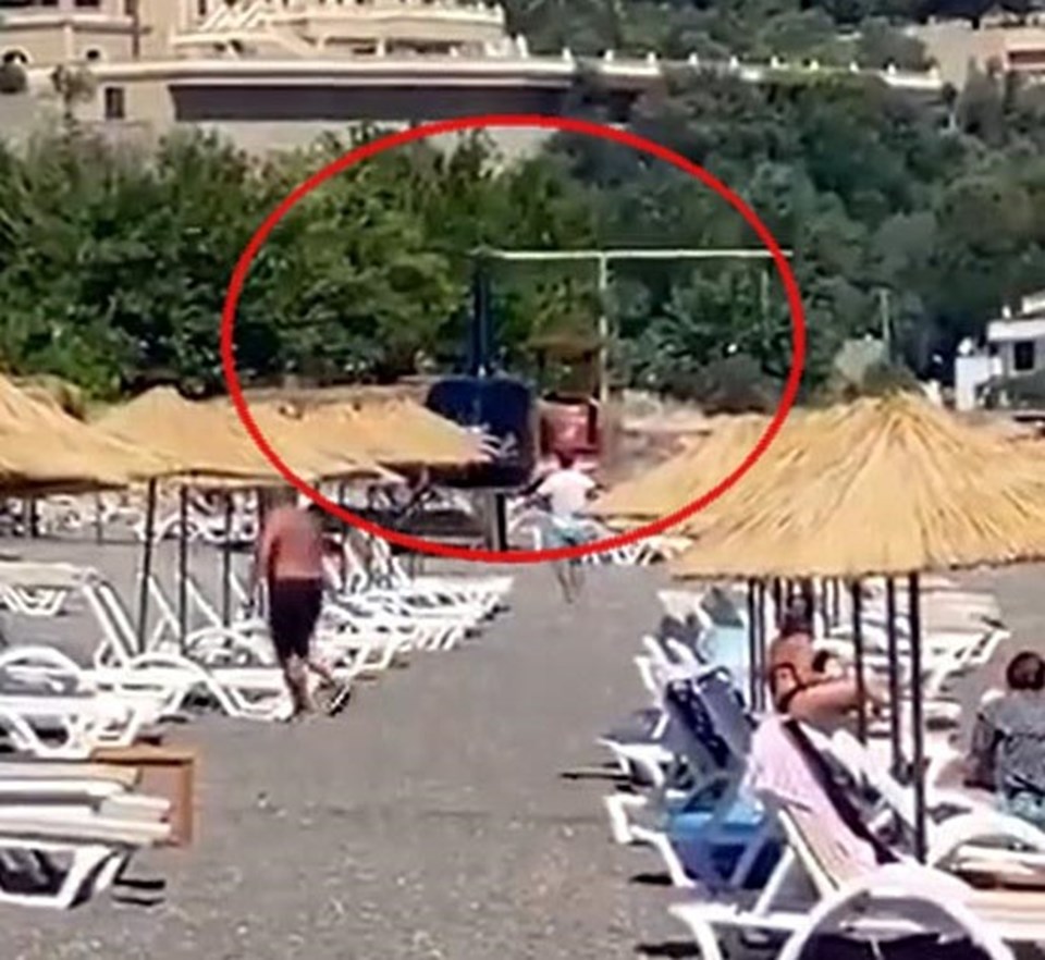 Marmaris'te helikopterin indiği plajdaki işletmeci: Bizim için çok güzel bir anı oldu - 2