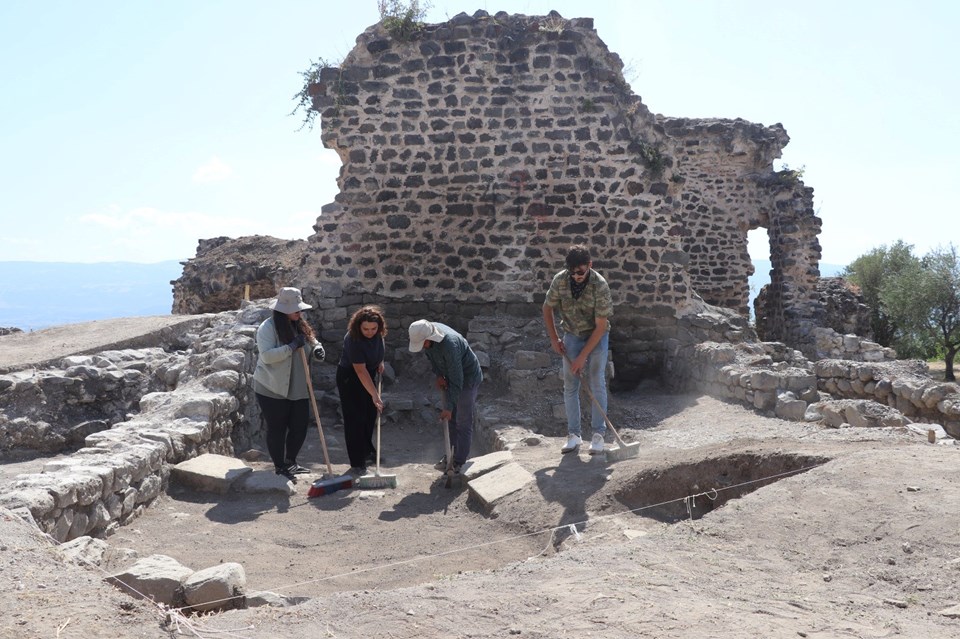 Anadolu'nun ikinci en büyük kalesinde kazı çalışmaları devam ediyor - 1
