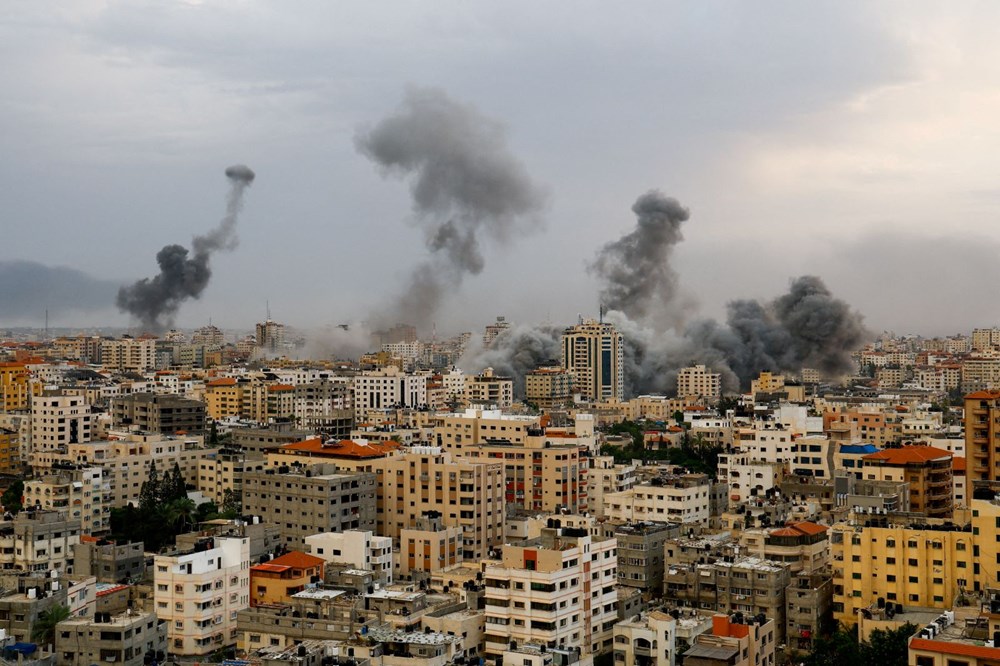Gazze'deki hükümet: İsrail ordusu son 3 günde 8 hastaneyi doğrudan bombaladı - 8