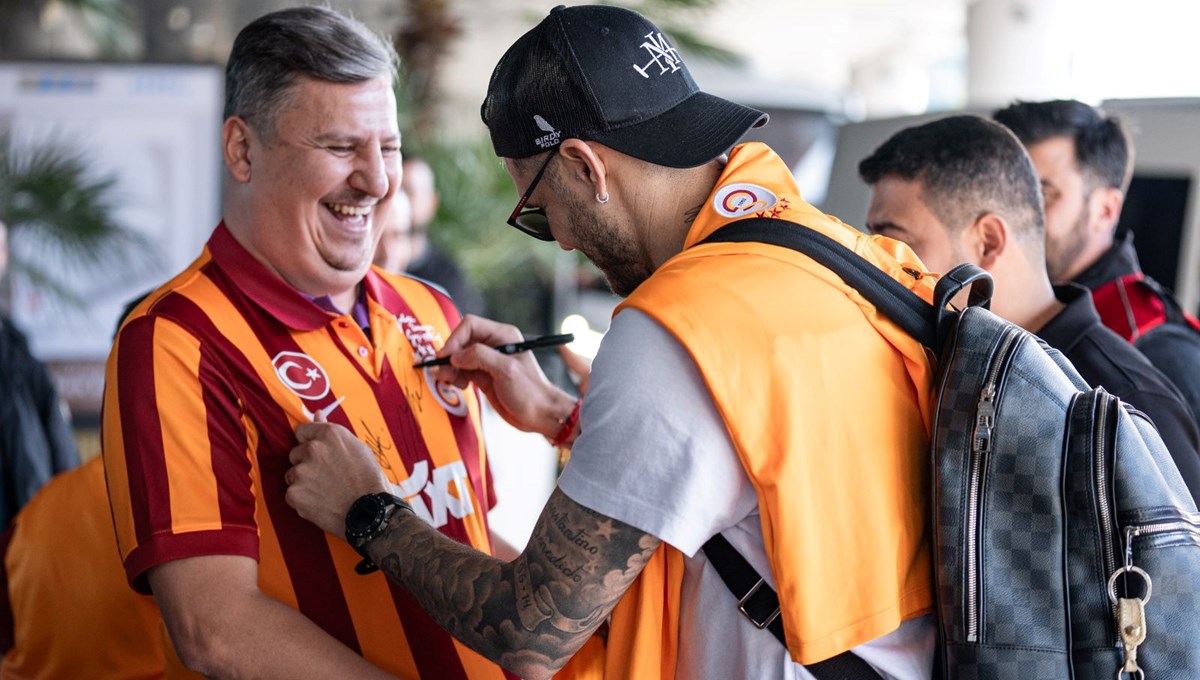 Galatasaray kafilesi Süper Kupa için Şanlıurfa'da