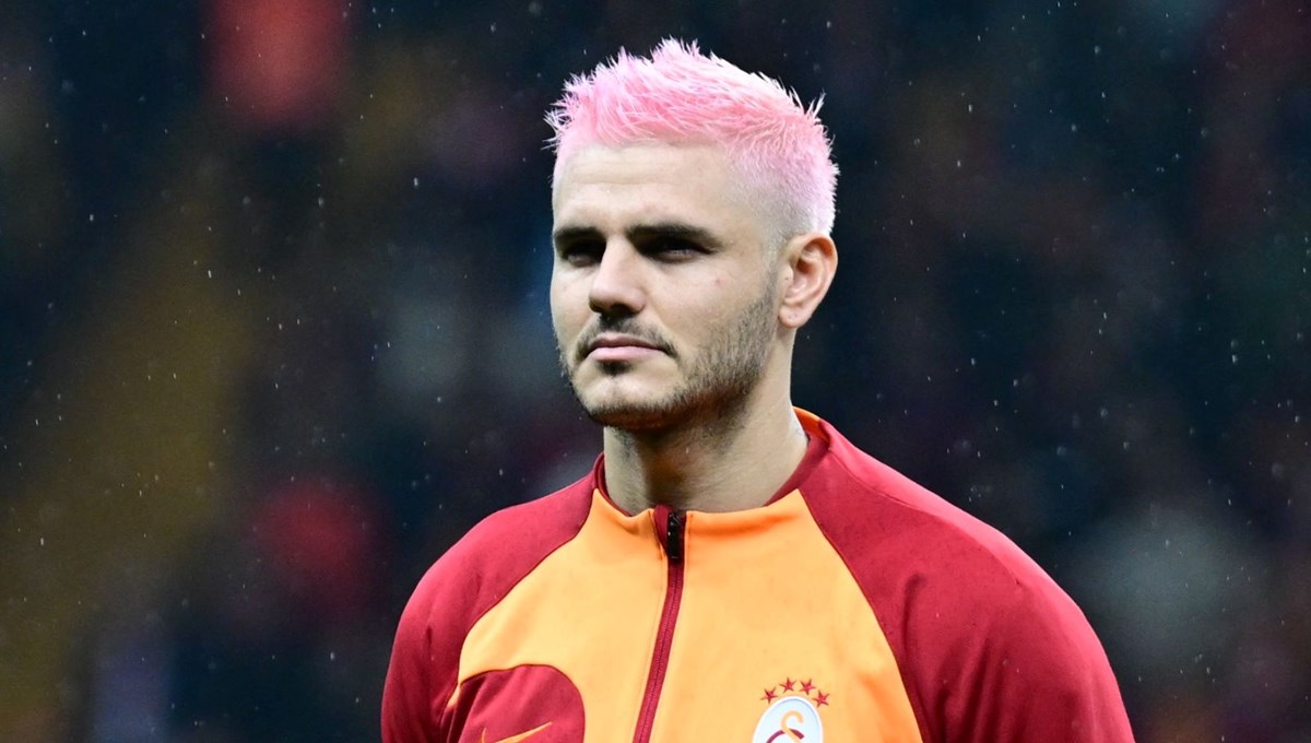 Mauro Icardi yeni saç rengiyle sahada