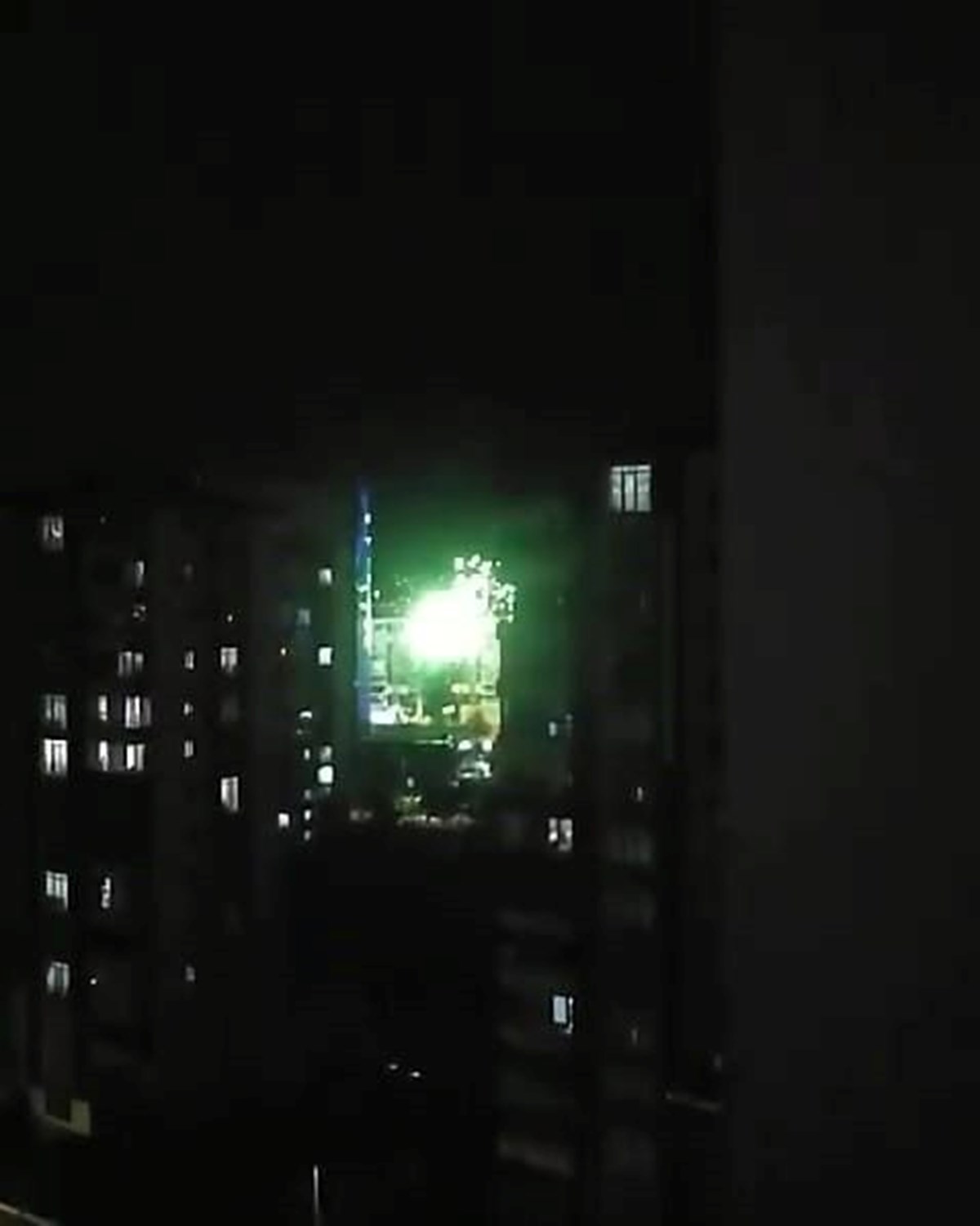 sIsf11VYqk-WSdB5fQtRLQ.jpg