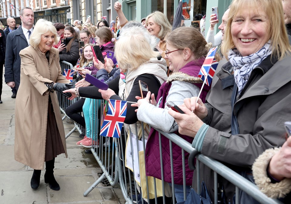 Görevler ona kaldı! Kraliçe Camilla: Kate desteğiniz için minnettar - 1