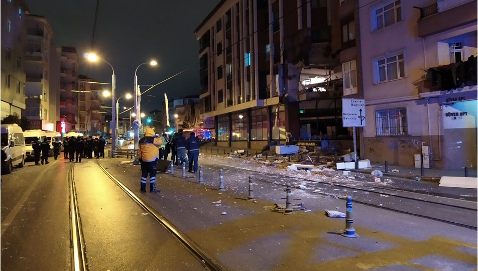 Güngören'de doğalgaz patlaması: 1 yaralı