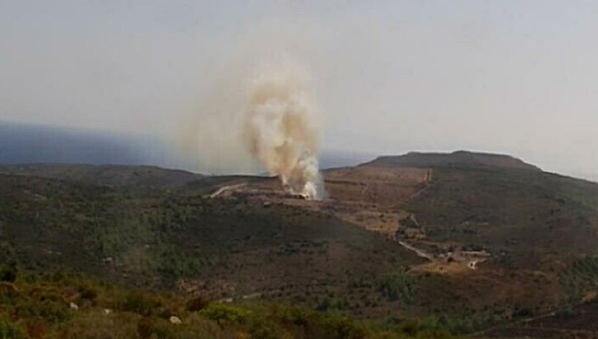 Çeşme'de çöplük yangını otluk alana sıçradı Çeşme'de çöplük yangını otluk alana sıçradı