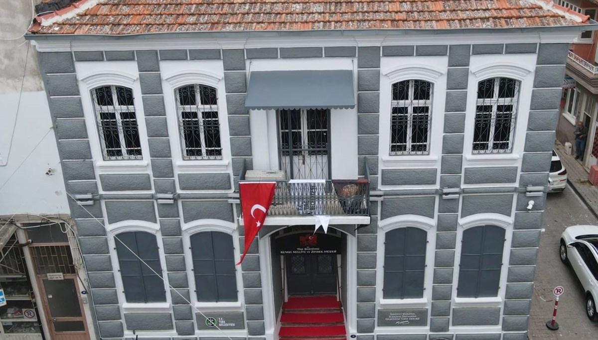 Türkiye’nin ilk zeybek müzesi açıldı