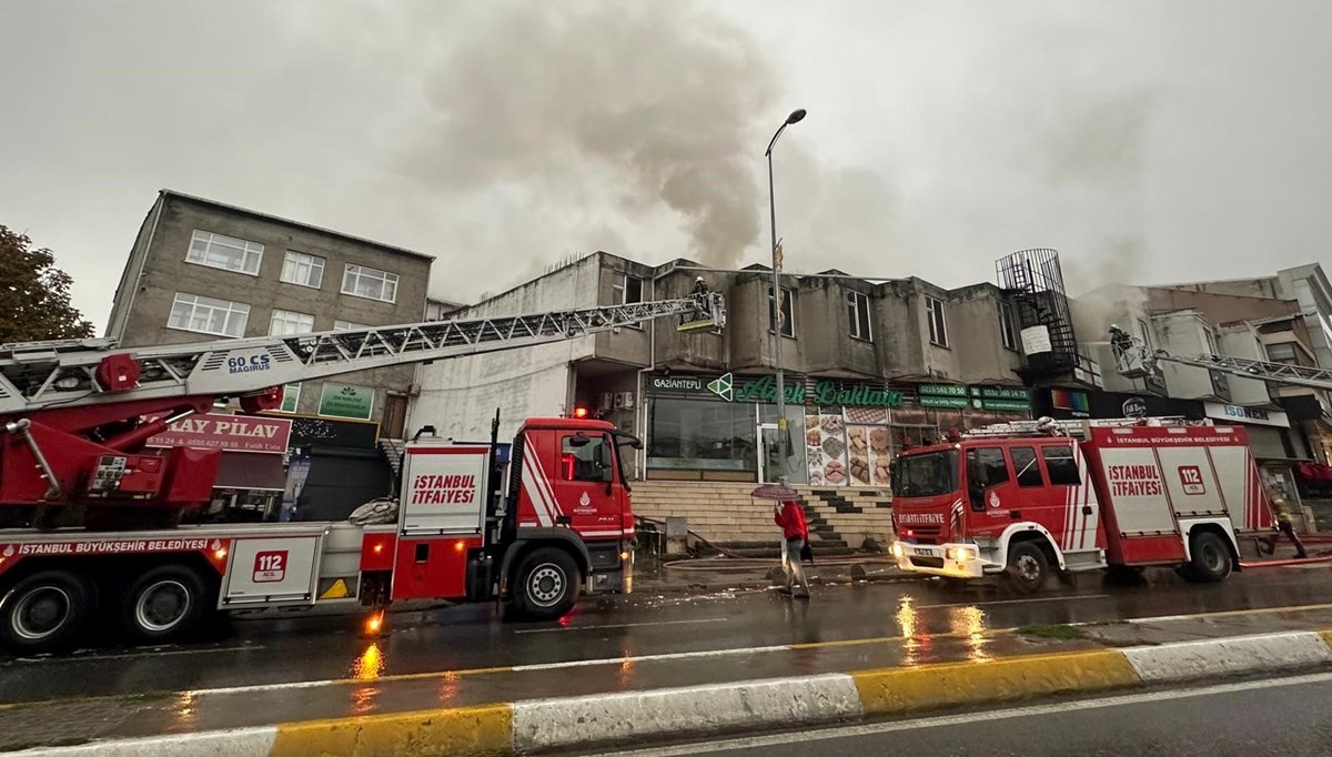 Sultanbeyli'de depo yangını Sultanbeyli'de depo yangını