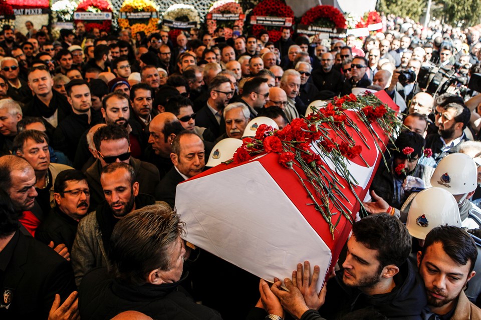 Halit Akçatepe, Şakirin Camii'nden son yolculuğuna uğurlandı - 2