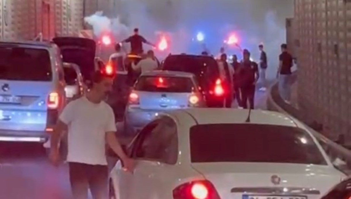 İstanbul'da asker eğlencesinde alt geçidi kapatanlara ceza yağdı İstanbul'da asker eğlencesinde alt geçidi kapatanlara ceza yağdı