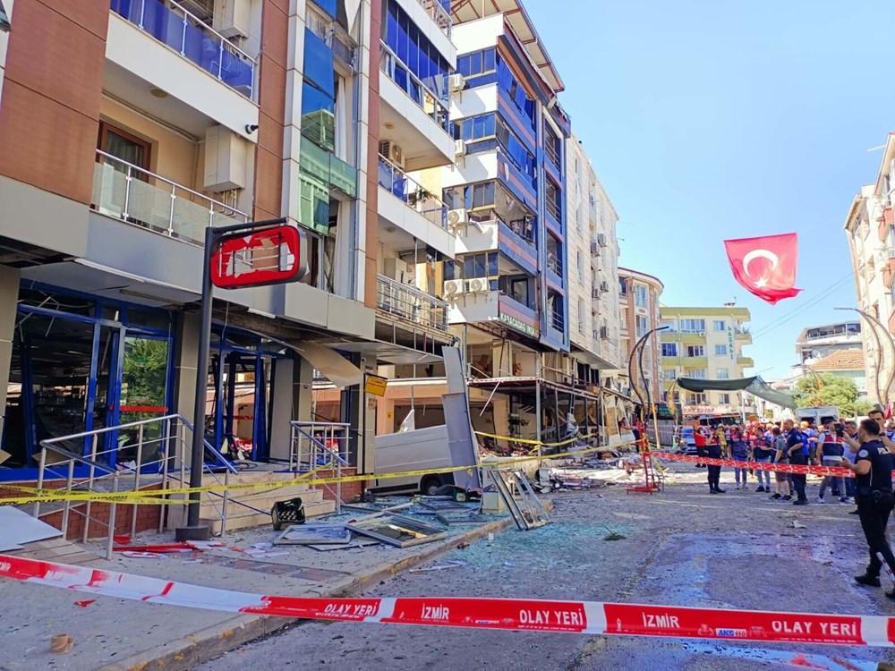 SON DAKİKA HABERİ | İzmir Torbalı'da bir binada doğalgaz patlaması: 4 ölü, 20 yaralı - 4