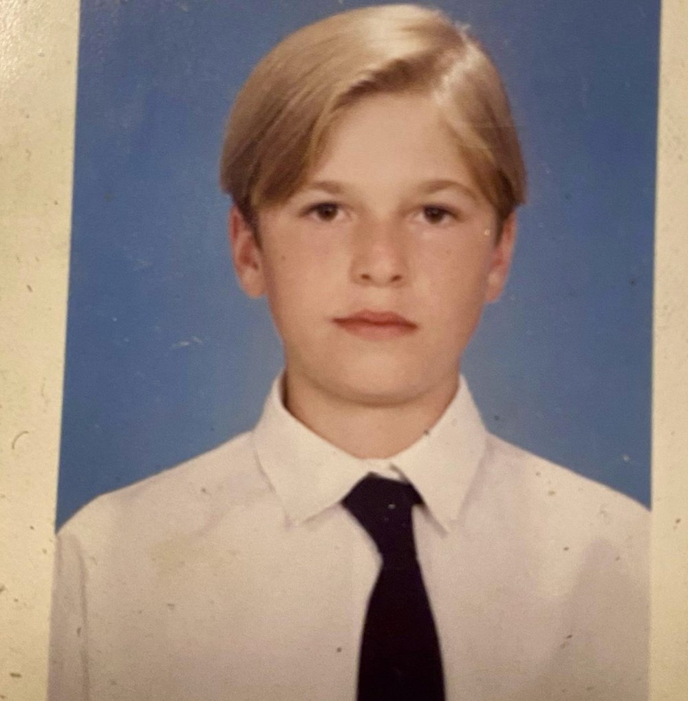 Nilgün Belgün takipçilerini geçmişe götürdü: Bu fotoğraf Marmaris'te çekildi (Ünlülerin çocukluk ve gençlik halleri) - 211