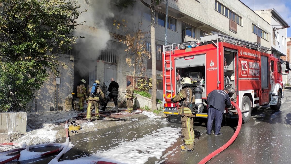 Kolonya imalathanesinde korkutan yangın