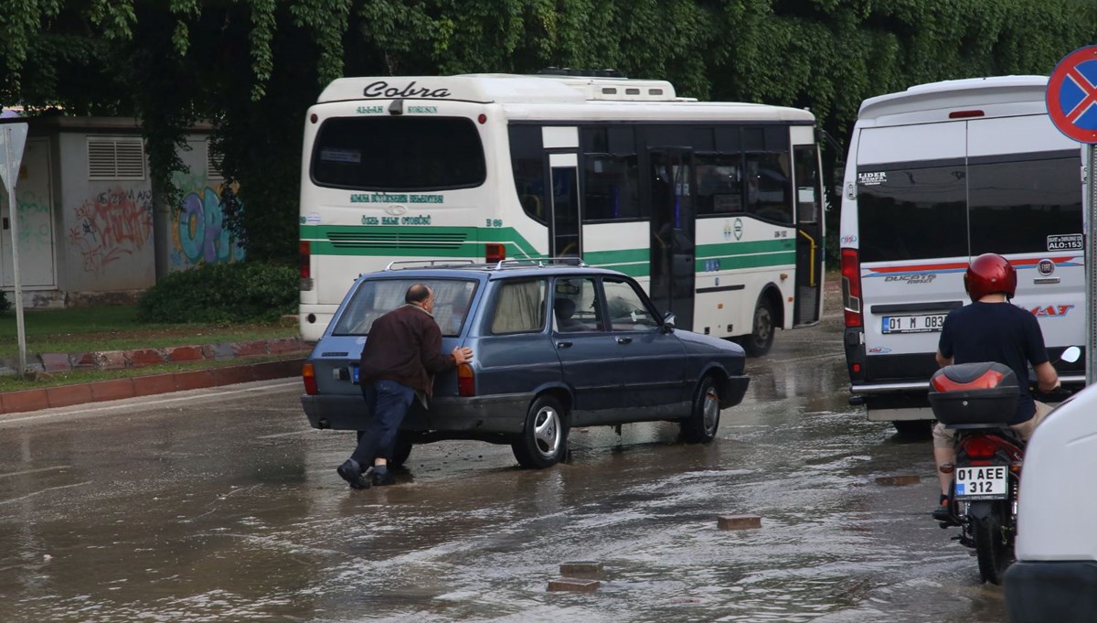 Adana, Mersin, Bodrum ve Osmaniye'yi sağanak vurdu, yollar göle döndü