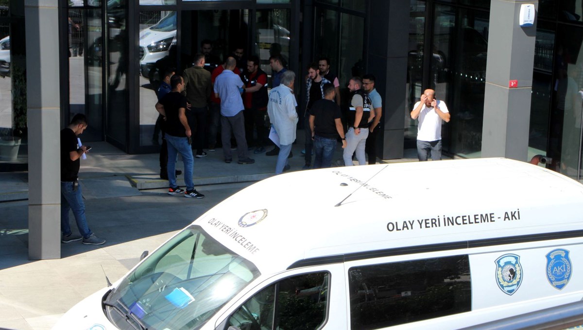 Beyoğlu’nda iş insanlarının kavgası cinayetle bitti Beyoğlu’nda iş insanlarının kavgası cinayetle bitti