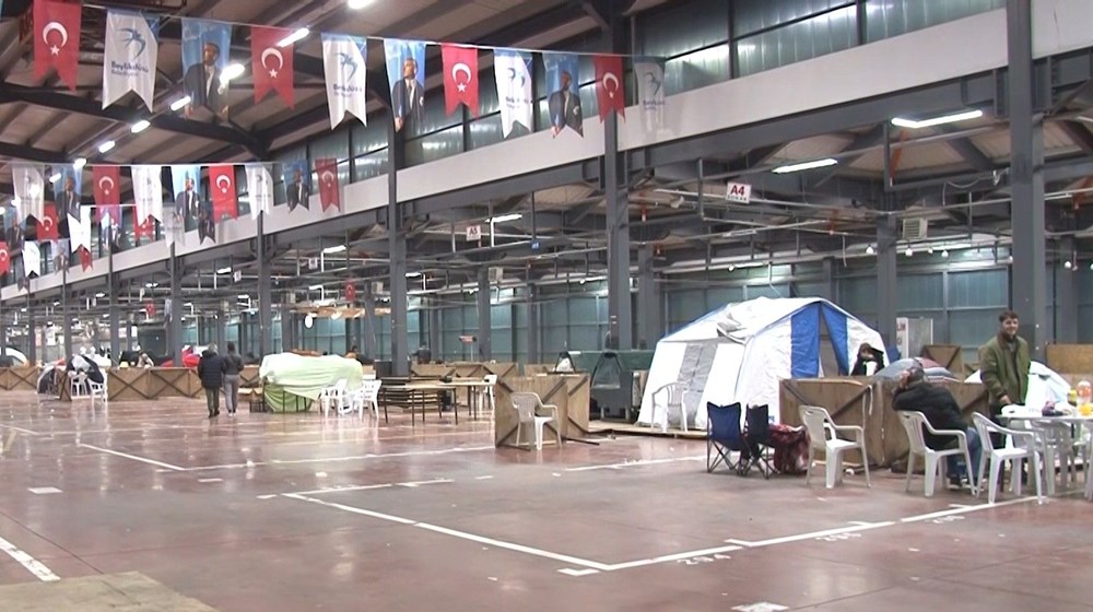 İstanbul’da kimi vatandaşlar çadırda kalmaya devam ediyor 75 sO8VaWdDOkS3TDq5OwjdVA