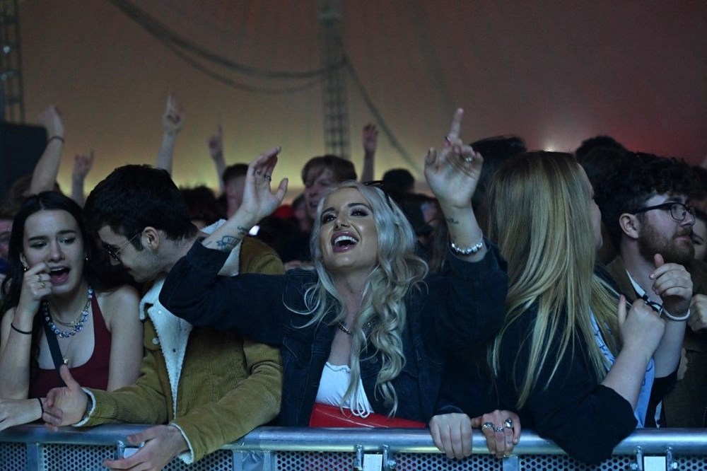 İngiltere'de aylar sonra ilk müzik festivali - 7