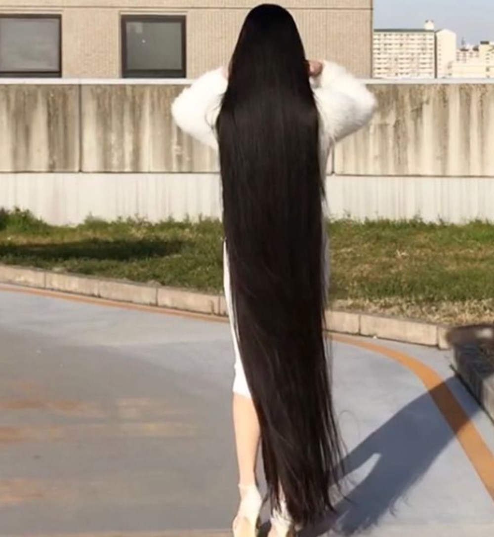 15 yıldır saçlarını kestirmeyen 'Japon Rapunzel’in saçlarıiki metreye ulaştı - 5