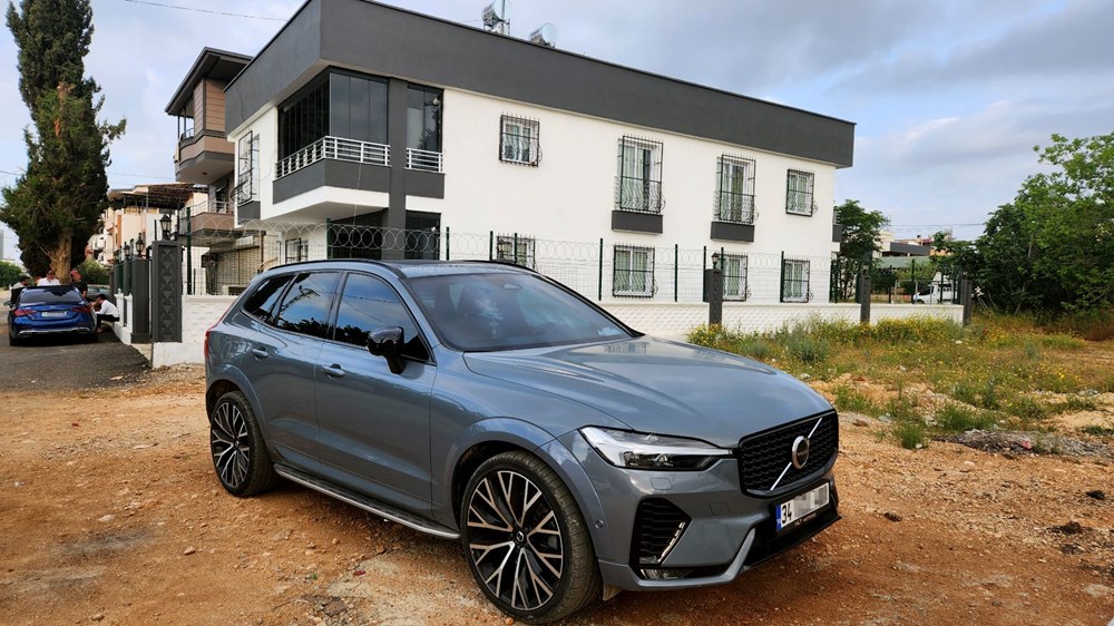 Villalar, cipler, altınlar... Adana'daki çetenin 600 milyon lirasına el konuldu 76 sP5ykKyjf02yN9VQFyAuig