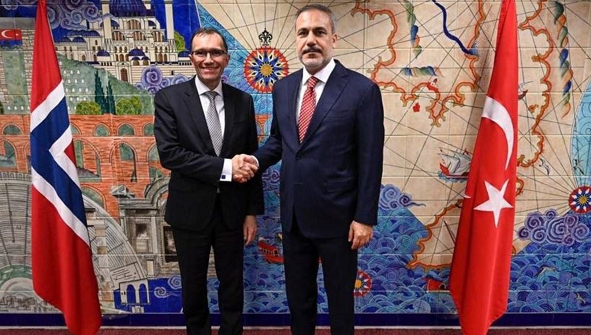 Dışişleri Bakanı Fidan, İsveçli mevkidaşı ile telefonda görüştü: NATO ve AB'yi ele aldılar Dışişleri Bakanı Fidan, İsveçli mevkidaşı ile telefonda görüştü: NATO ve AB'yi ele aldılar