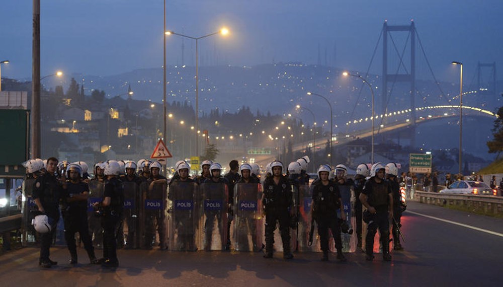 Köprü'de 'Gezi' yürüyüşü - Son Dakika Türkiye Haberleri | NTV Haber