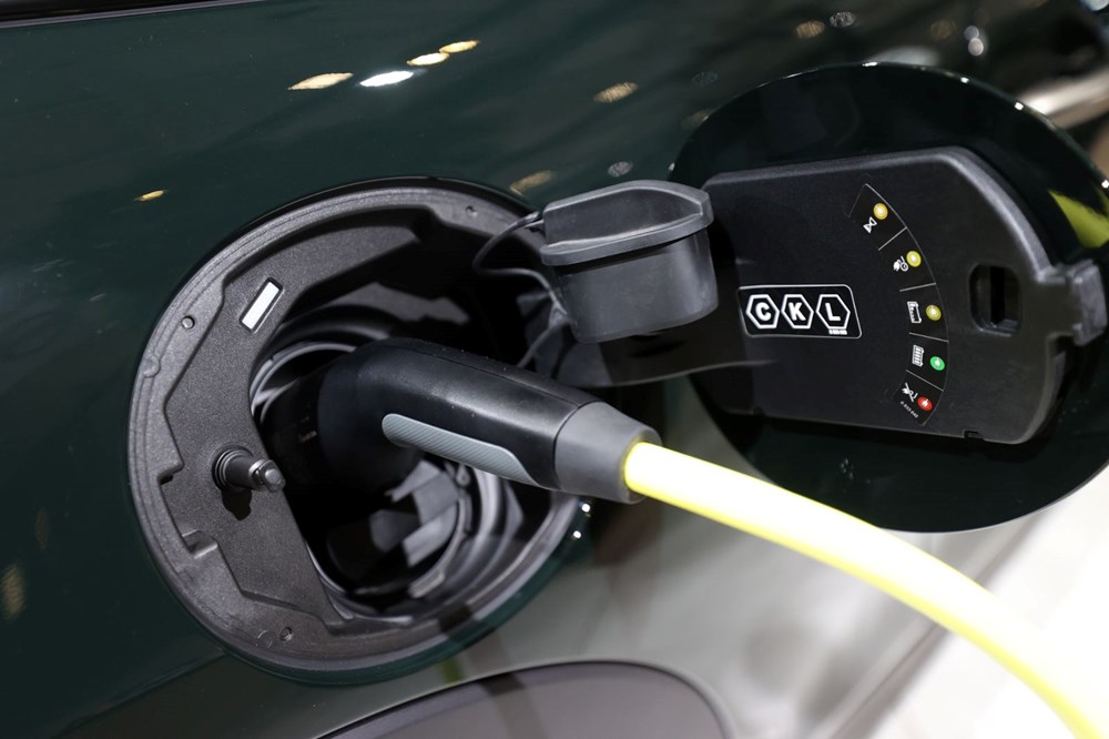 Milyonluk otomobiller görücüye çıktı - 27