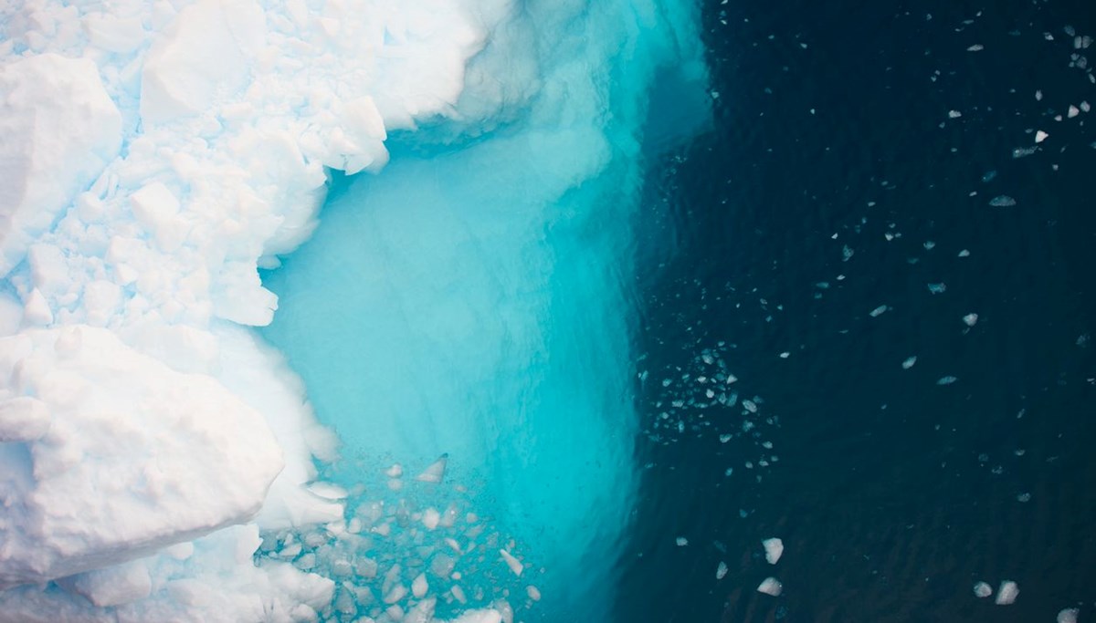 Antarktika buzunun altında büyük miktarda su tespit edildi