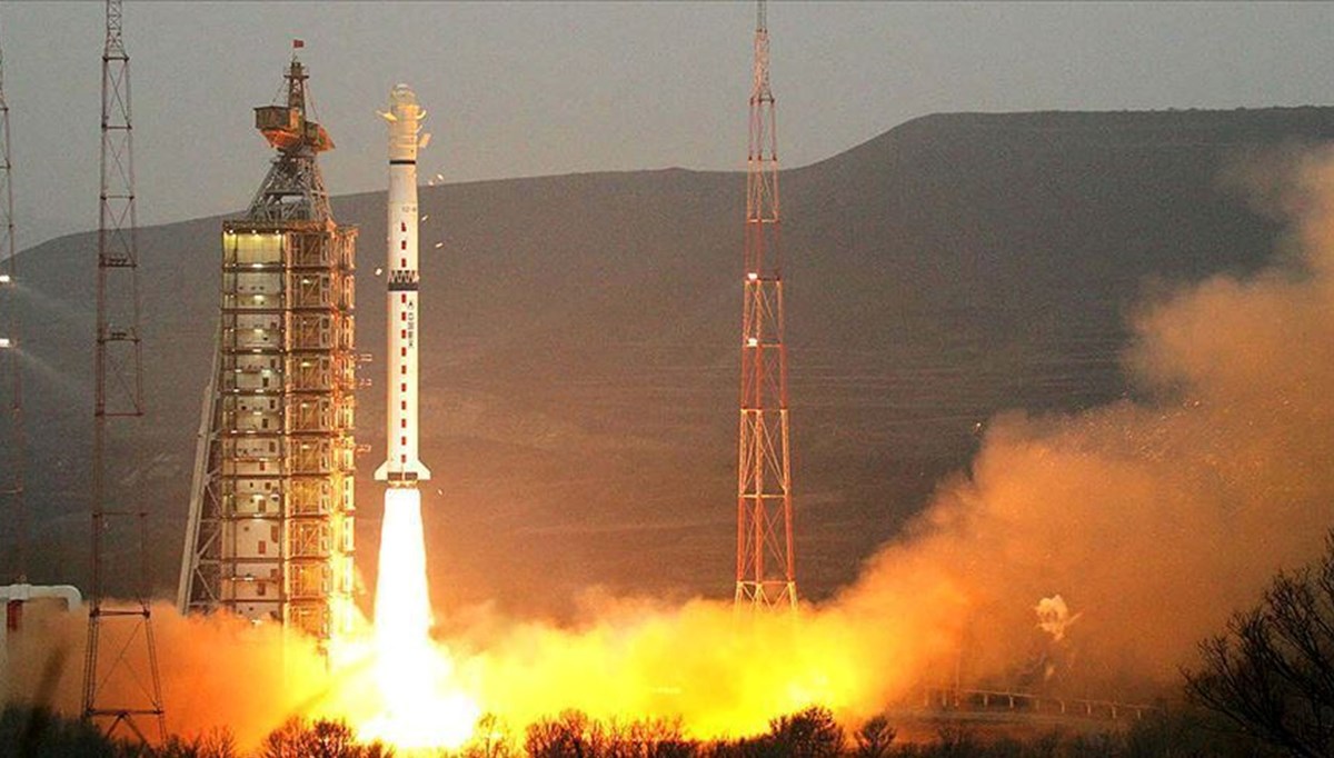 Çin'den uzaya 3 yeni uydu