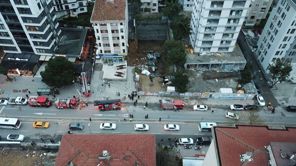 Kadıköy'de istinat duvarı çöktü - 4